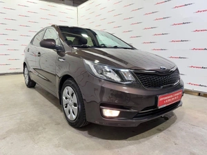 Седан Kia Rio 2016 года, 935000 рублей, Красноярск