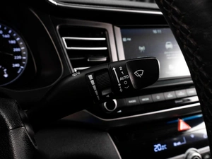 Седан Hyundai Elantra 2019 года, 1649000 рублей, Тюмень