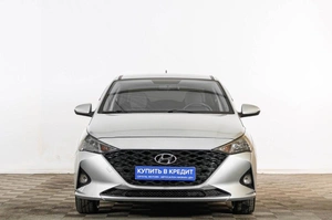 Седан Hyundai Solaris 2020 года, 1599000 рублей, Тюмень