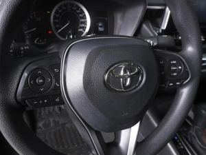 Седан Toyota Corolla 2021 года, 2040000 рублей, Ростов-на-Дону