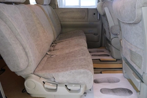 Минивэн Nissan Elgrand 2002 года, 1399000 рублей, Омск