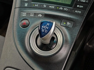 Лифтбек Toyota Prius 2011 года, 965000 рублей, Краснодар