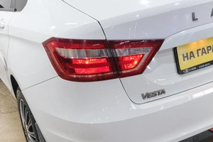 Седан ВАЗ (LADA) Vesta 2019 года, 929000 рублей, Новокузнецк