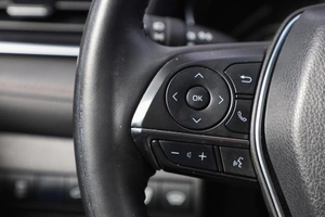 Седан Toyota Camry 2018 года, 3249000 рублей, Новосибирск