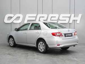 Седан Toyota Corolla 2011 года, 1028000 рублей, Воронеж