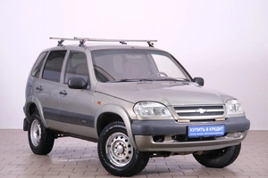Внедорожник Chevrolet Niva 2008 года, 399000 рублей, Омск