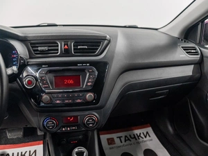 Седан Kia Rio 2011 года, 875000 рублей, Красноярск