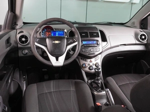 Седан Chevrolet Aveo 2013 года, 649000 рублей, Воронеж