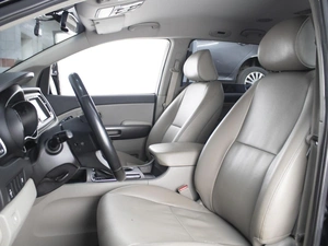 Минивэн Kia Carnival 2018 года, 2300000 рублей, Омск