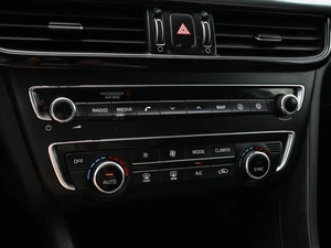 Седан Kia Optima 2017 года, 1990000 рублей, Волгоград