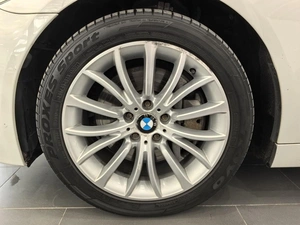 Хетчбэк BMW 5 серия 2015 года, 2595000 рублей, Новосибирск