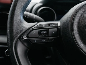 Хетчбэк Toyota Yaris 2020 года, 1500000 рублей, Красноярск