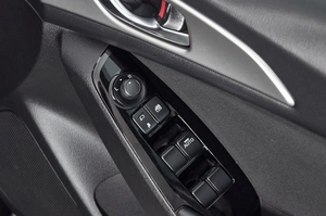 Седан Mazda Axela 2018 года, 1449000 рублей, Красноярск