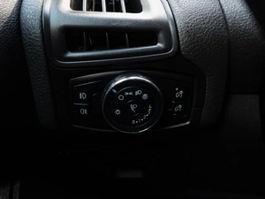 Хетчбэк Ford Focus 2013 года, 650000 рублей, Краснодар