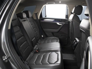 Внедорожник Volkswagen Touareg 2019 года, 5100000 рублей, Омск