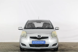 Хетчбэк Toyota Vitz 2009 года, 649000 рублей, Тюмень