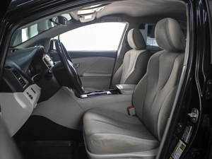 Внедорожник Toyota Venza 2009 года, 1550000 рублей, Омск