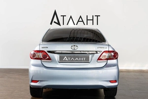 Седан Toyota Corolla 2011 года, 1089000 рублей, Красноярск