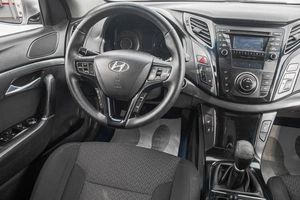 Седан Hyundai i40 2013 года, 839000 рублей, Барнаул