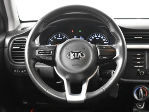 Седан Kia Rio 2019 года, 1776900 рублей, Казань