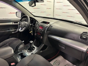 Внедорожник Kia Sorento 2012 года, 1230000 рублей, Красноярск