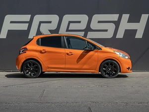 Хетчбэк Peugeot 208 2013 года, 799000 рублей, Краснодар