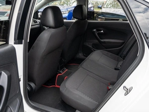 Седан Volkswagen Polo 2011 года, 705000 рублей, Краснодар