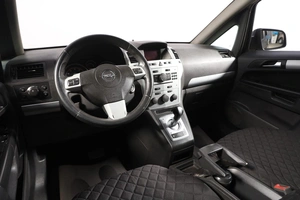 Минивэн Opel Zafira 2012 года, 739000 рублей, Новосибирск