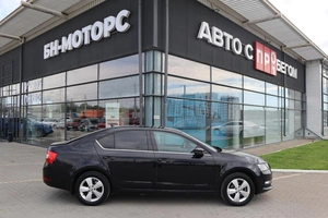 Хэтчбек Skoda Octavia 2020 года, 1900000 рублей, Мирное