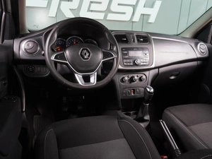 Седан Renault Logan 2021 года, 935000 рублей, Воронеж