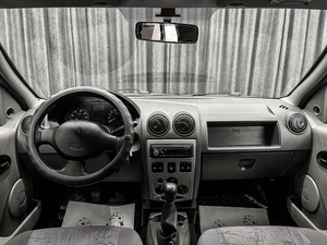 Седан Renault Logan 2006 года, 270000 рублей, Красноярск