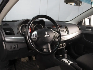 Седан Mitsubishi Lancer 2008 года, 910000 рублей, Омск