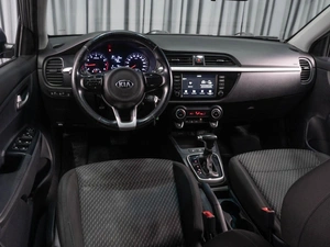Седан Kia Rio 2017 года, 1319000 рублей, Тюмень