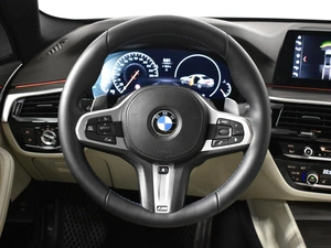 Седан BMW 5 серия 2018 года, 4409900 рублей, Казань