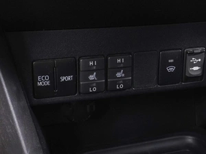 Внедорожник Toyota RAV4 2017 года, 1999000 рублей, Ростов-на-Дону