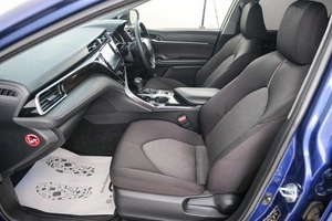 Седан Toyota Camry 2017 года, 2699000 рублей, Красноярск