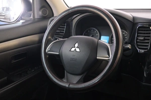 Внедорожник Mitsubishi Outlander 2012 года, 1449000 рублей, Омск