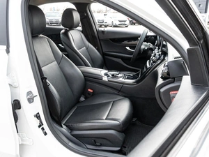 Седан Mercedes-benz C-класс 2018 года, 2450000 рублей, Краснодар