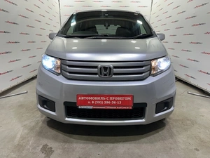 Минивэн Honda Freed 2010 года, 995000 рублей, Красноярск