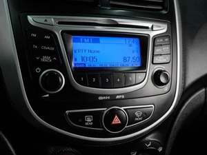 Хетчбэк Hyundai Solaris 2012 года, 809000 рублей, Воронеж
