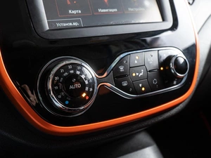 Внедорожник Renault Kaptur 2016 года, 1449000 рублей, Волгоград