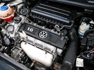 Седан Volkswagen Polo 2013 года, 850000 рублей, Красноярск