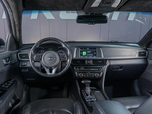 Седан Kia Optima 2016 года, 1949000 рублей, Сургут