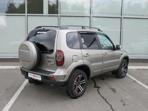 Внедорожник Chevrolet Niva 2018 года, 880000 рублей, Брянск