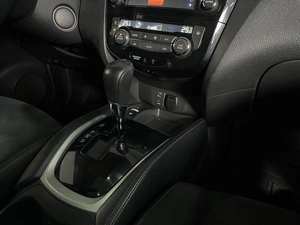 Внедорожник Nissan X-Trail 2017 года, 1950000 рублей, Нижневартовск