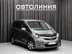 Минивэн Honda Freed 2011 года, 920000 рублей, Красноярск