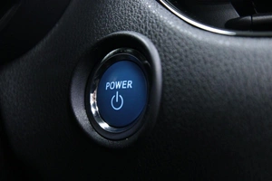 Внедорожник Toyota C-HR 2017 года, 1958000 рублей, Солонцы