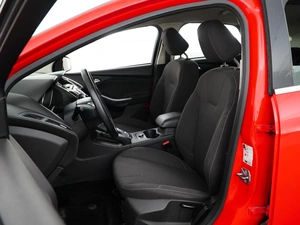Хетчбэк Ford Focus 2011 года, 949046 рублей, Москва