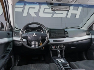 Седан Mitsubishi Lancer 2012 года, 749000 рублей, Сургут