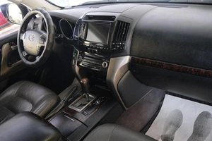 Внедорожник Toyota Land Cruiser 2009 года, 3299000 рублей, Омск